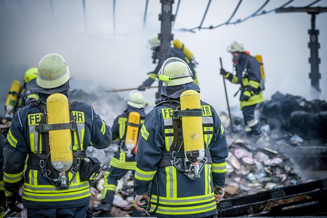 Tote Person bei Brand in Mehrfamilienhaus