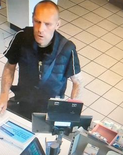Dortmund - Polizei sucht mit Fotos nach Tankstellenräuber 2 Dortmund - schwerer Raub