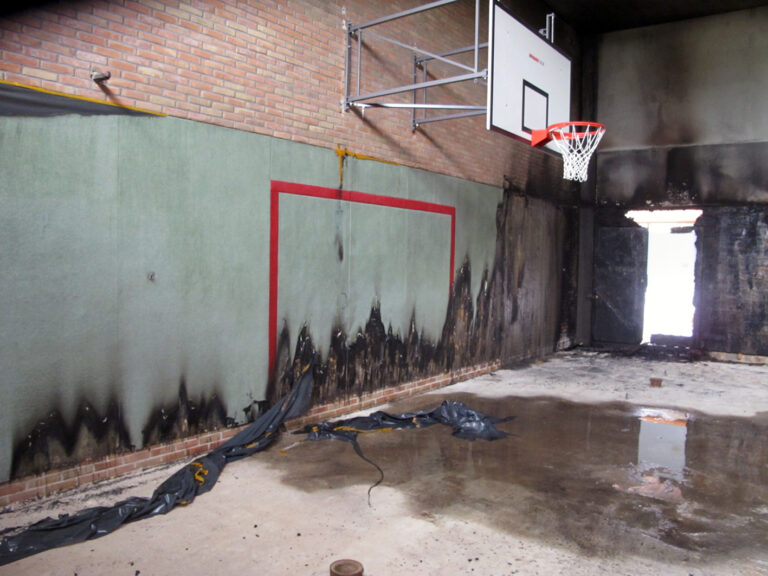 Euskirchen: Zeugensuche nach Brand an Turnhalle