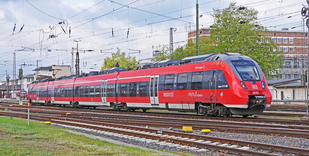 Dortmund: Regionalbahn 43 teilweise entgleist 1 Regionalbahn 43 teilweise entgleist