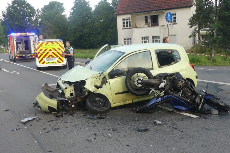 Waldbröl: Kradfahrer bei Unfall auf der B 478 schwer verletzt