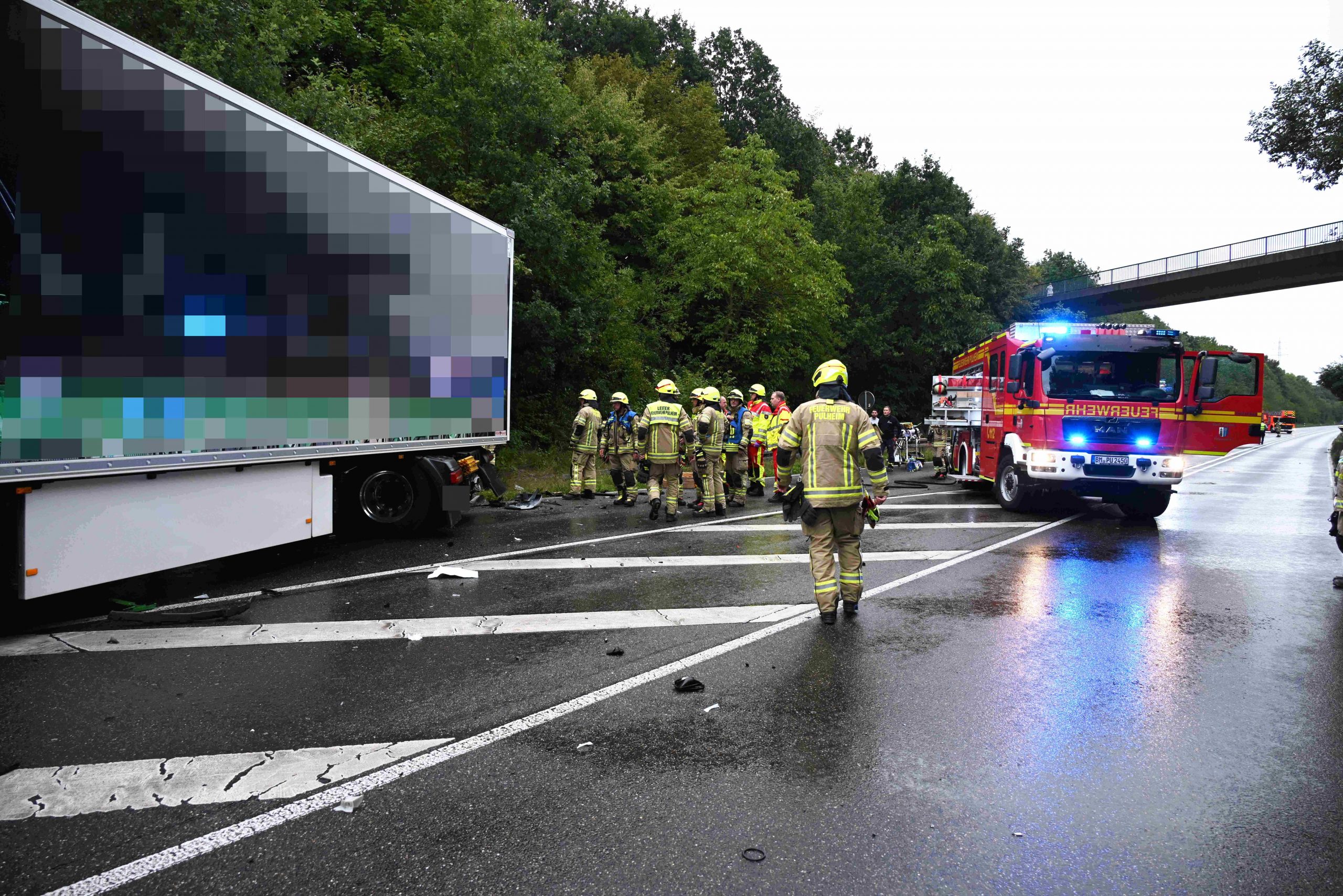 Pulheim: Tödlicher Verkehrsunfall auf der B59 1 Pulheim: Tödlicher Verkehrsunfall auf der B59