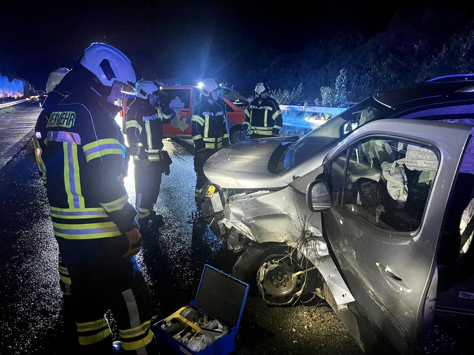 Erneuter Verkehrsunfall auf der A43 - Eine Person verletzt 1 Top News