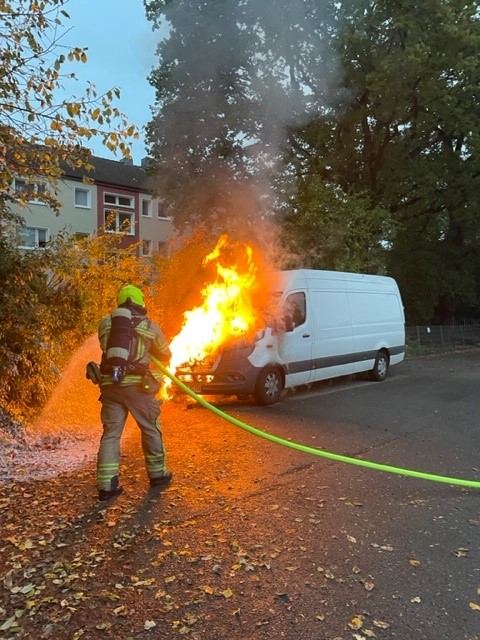 Der Sprinter wurde erheblich beschädigt.
