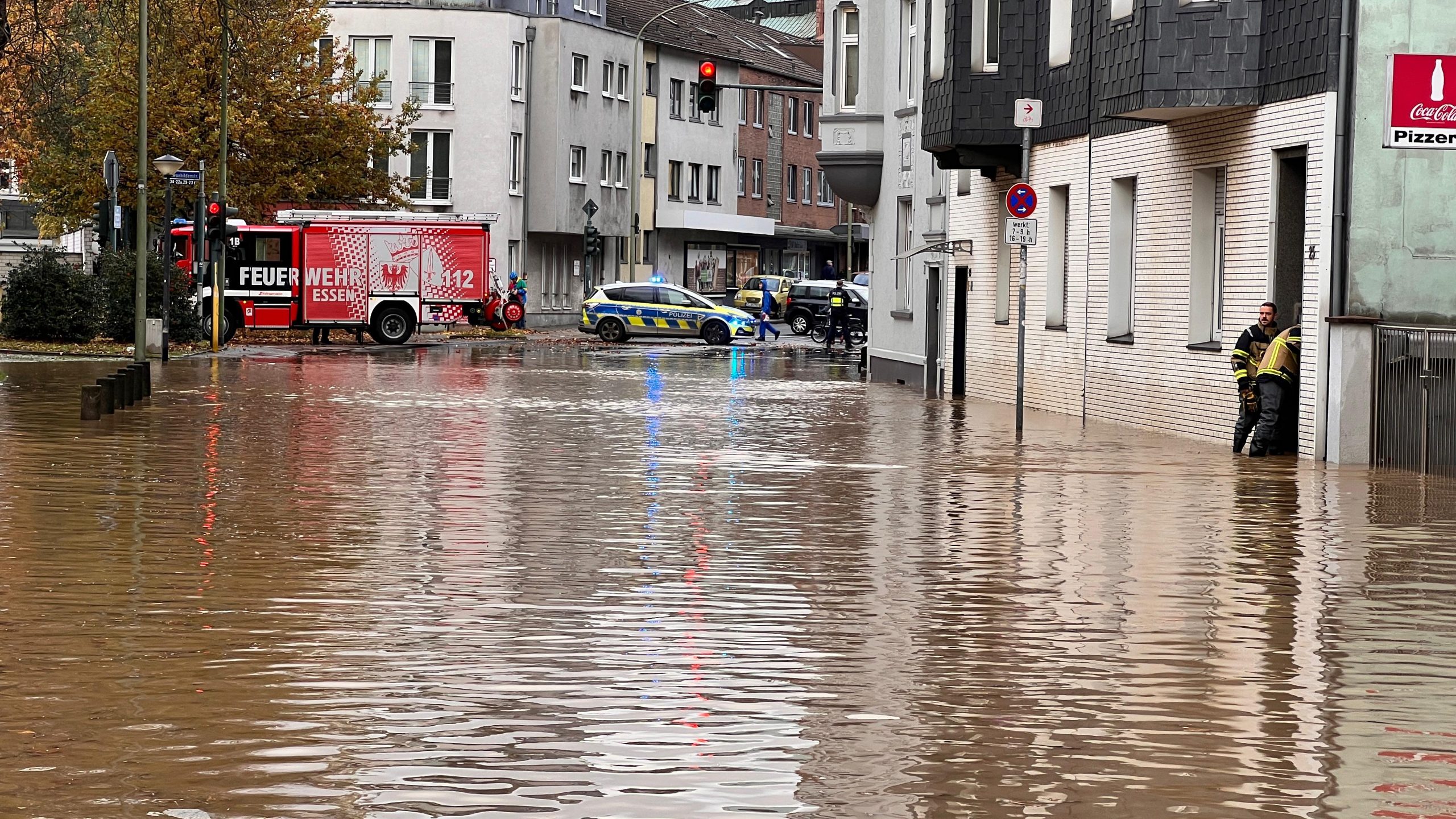 Esssen: Rohrbruch einer Hauptwasserleitung 1 Top News