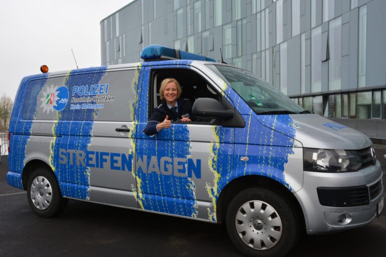 Der "Streifenwagen" macht am Donnerstag (30. November 2023) Halt in Monheim am Rhein.