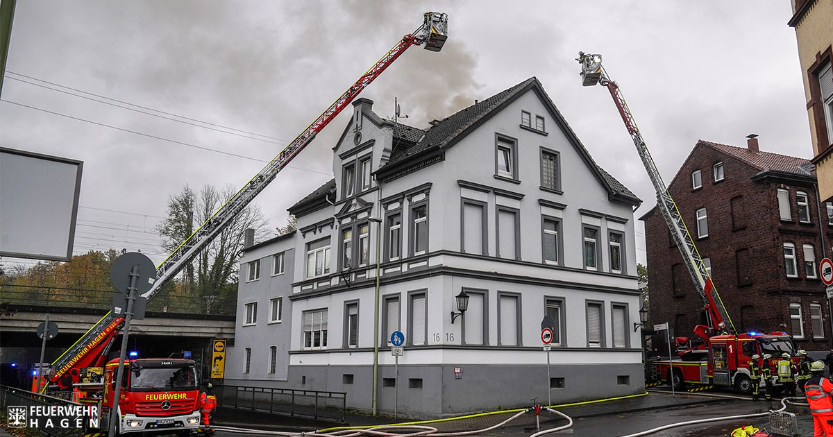 Hagen: Brand in einer Dachgeschosswohnung, eine Person verstorben. 1 Top News