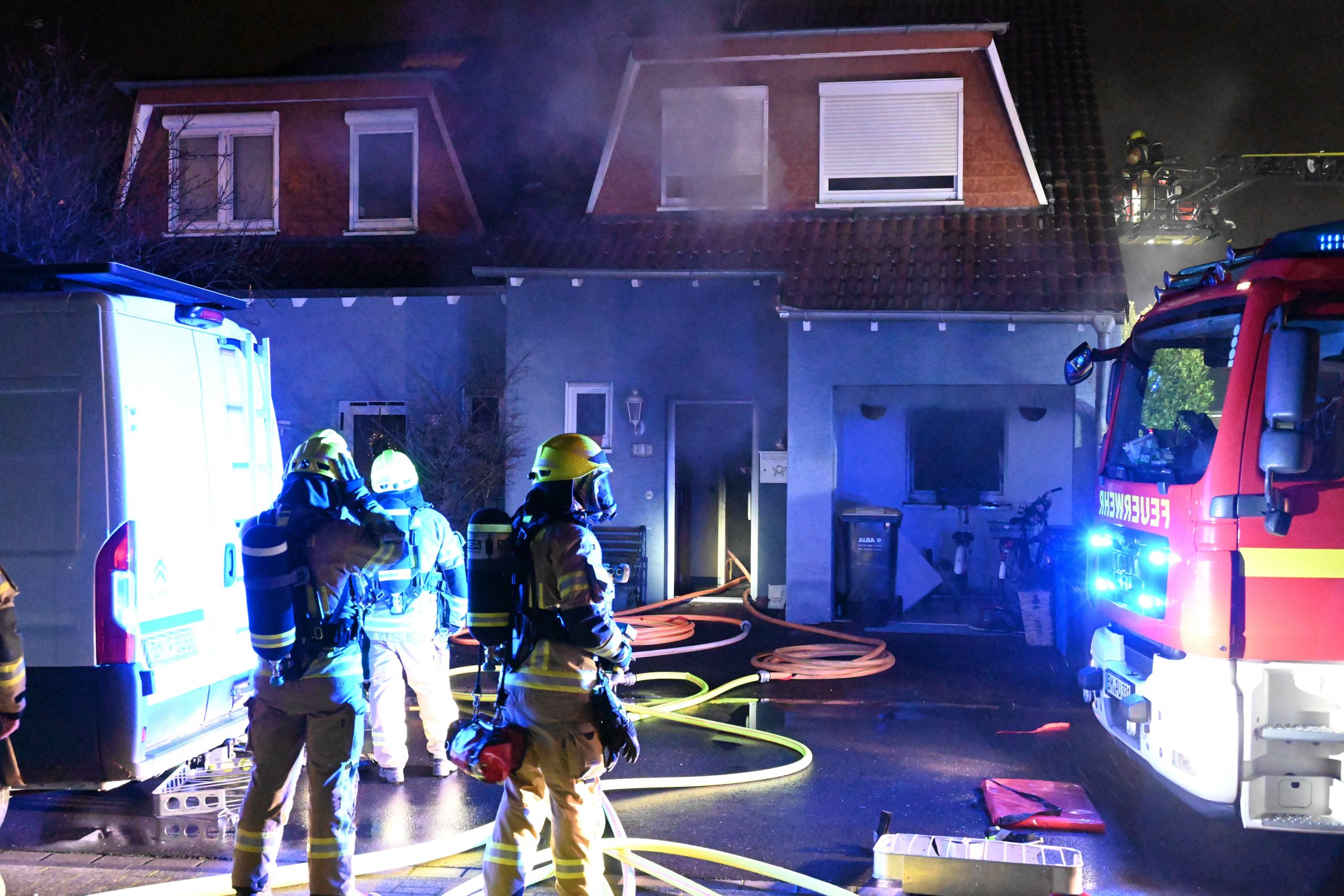 Brand in Einfamilienhaus in Pulheim-Geyen