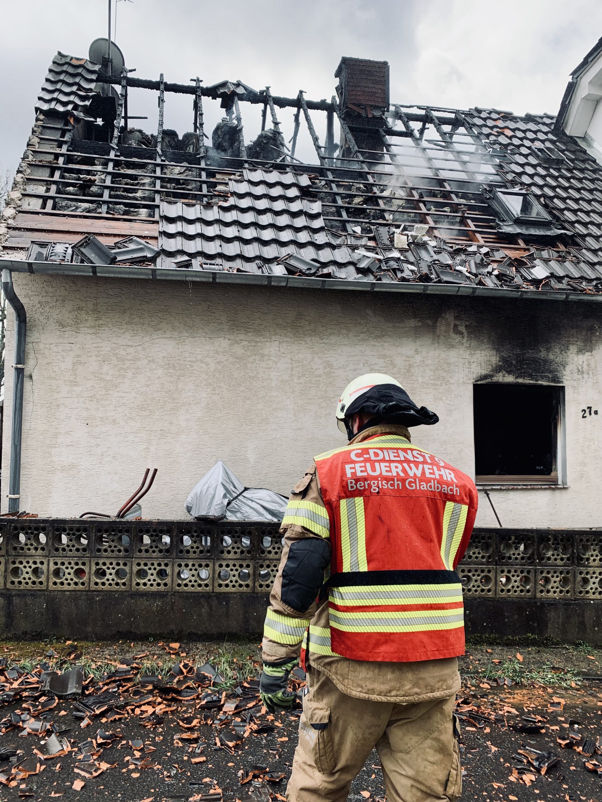 Gladbach: Wohnhaus im Stadtteil Moitzfeld durch Feuer total zerstört 1 Top News