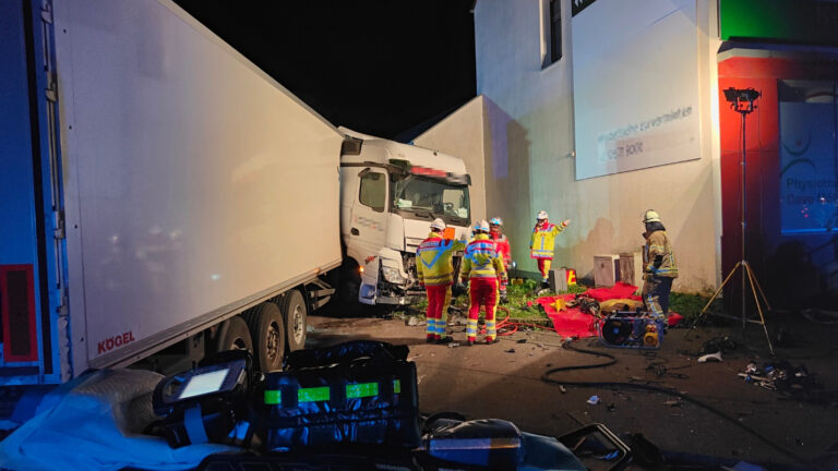 Schwerer Verkehrsunfall in Kellen