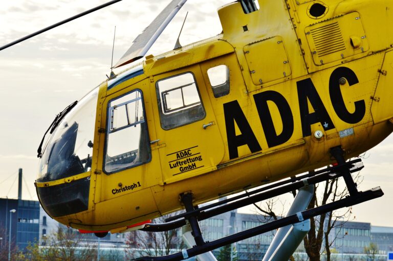 Castrop Rauxel: Defekter Rettungshubschrauber auf der A2