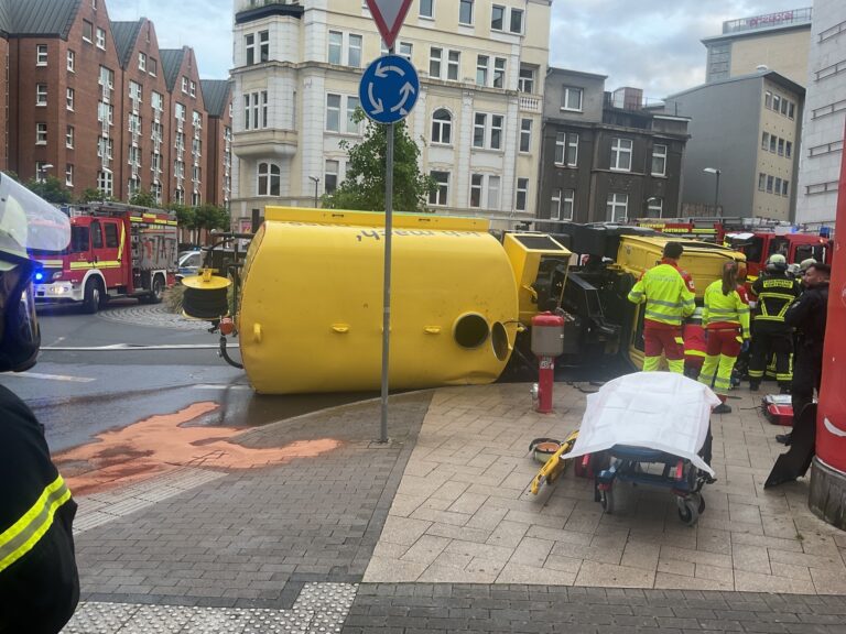 Umgekippter Lkw sorgt für erhebliche Behinderungen in Dortmund