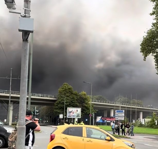 Feuer im Grillo-Chemiewerk in Duisburg