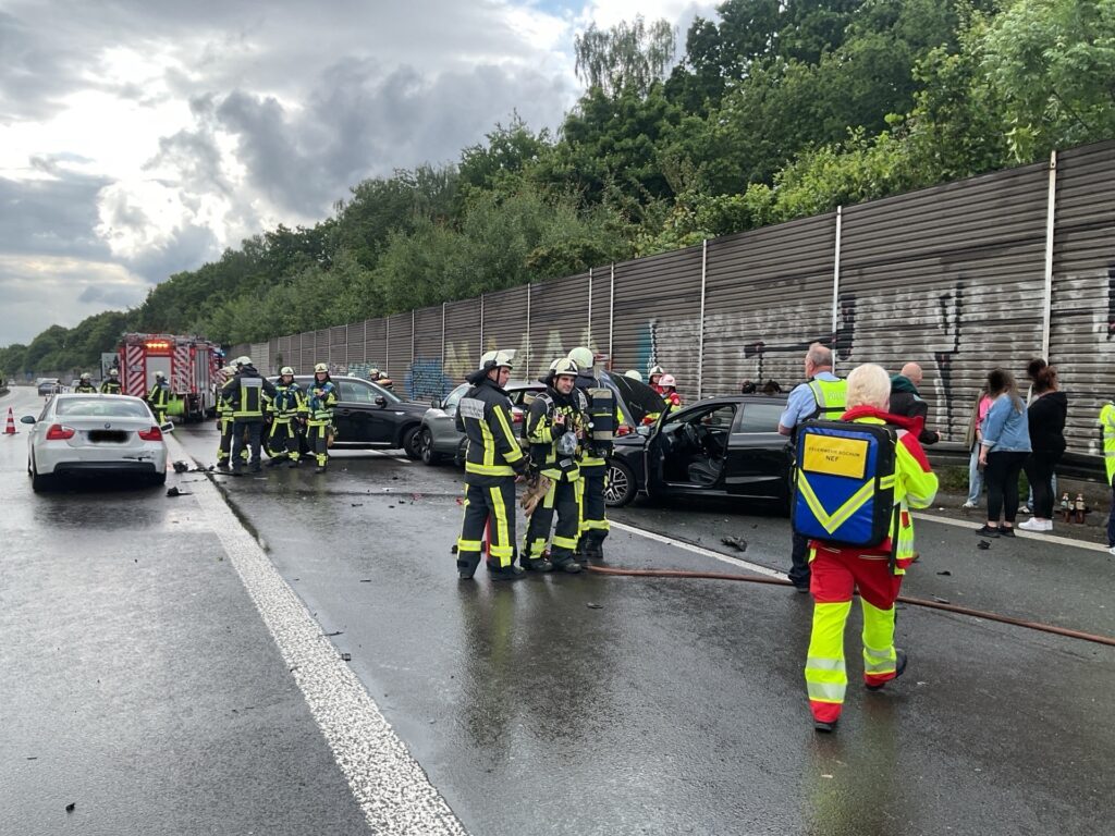 Verkehrsunfall auf A448 1 NRW-Kompakt